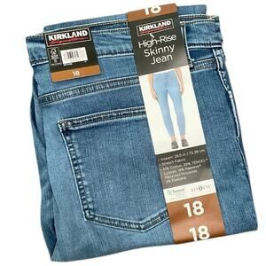 Kirkland Signature High Rise Jeans Stretch Light Blue Size 18 NWT